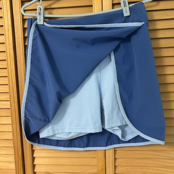 Skort - Picture 2 of 3